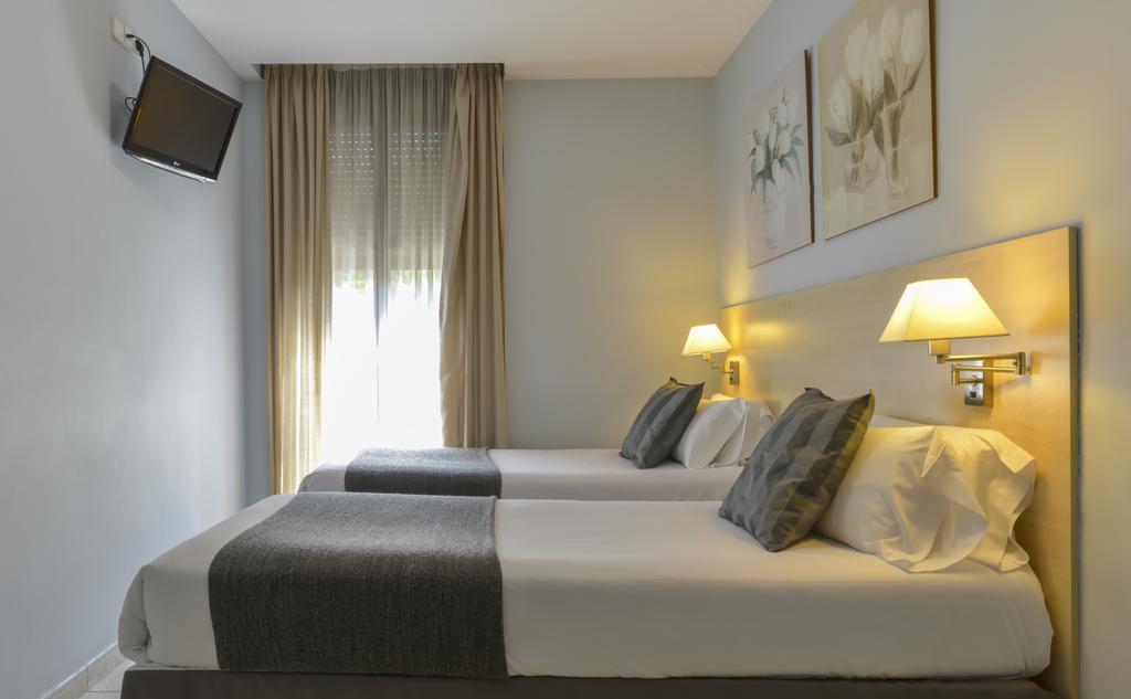 Alexandra Aparthotel Benstarhotelgroup Tarragona Zimmer foto