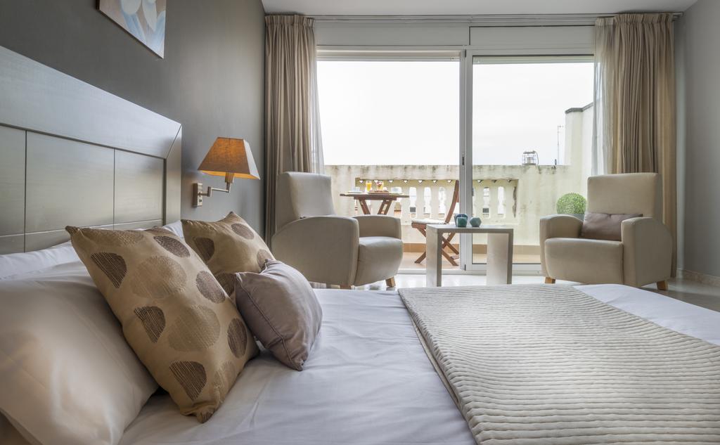 Alexandra Aparthotel Benstarhotelgroup Tarragona Zimmer foto