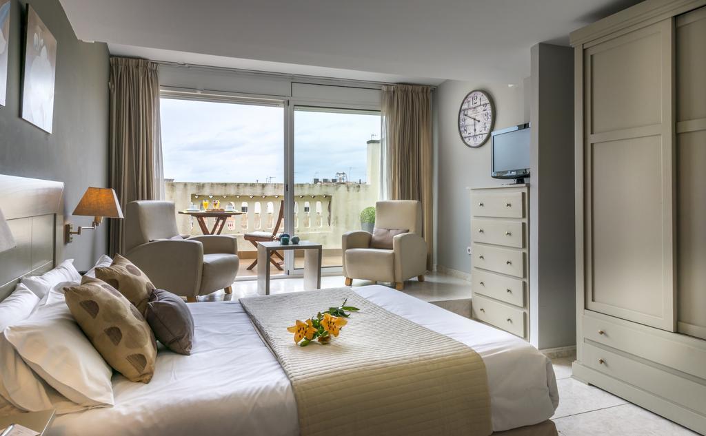 Alexandra Aparthotel Benstarhotelgroup Tarragona Zimmer foto