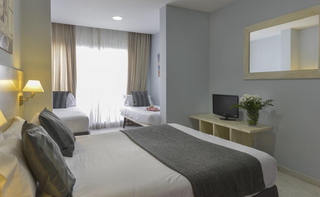 Alexandra Aparthotel Benstarhotelgroup Tarragona Zimmer foto
